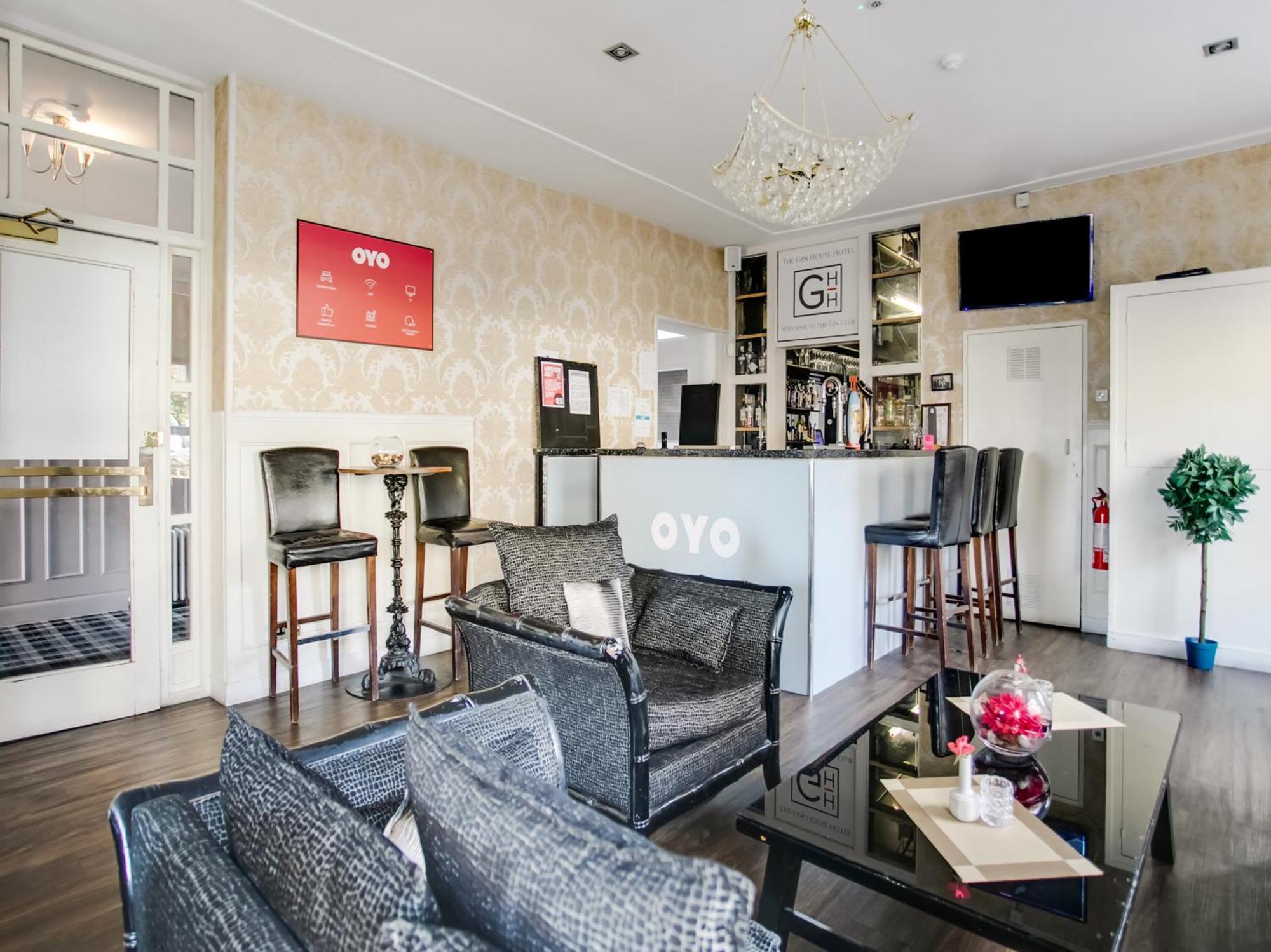 Oyo Gin House Hotel Greenock Bagian luar foto