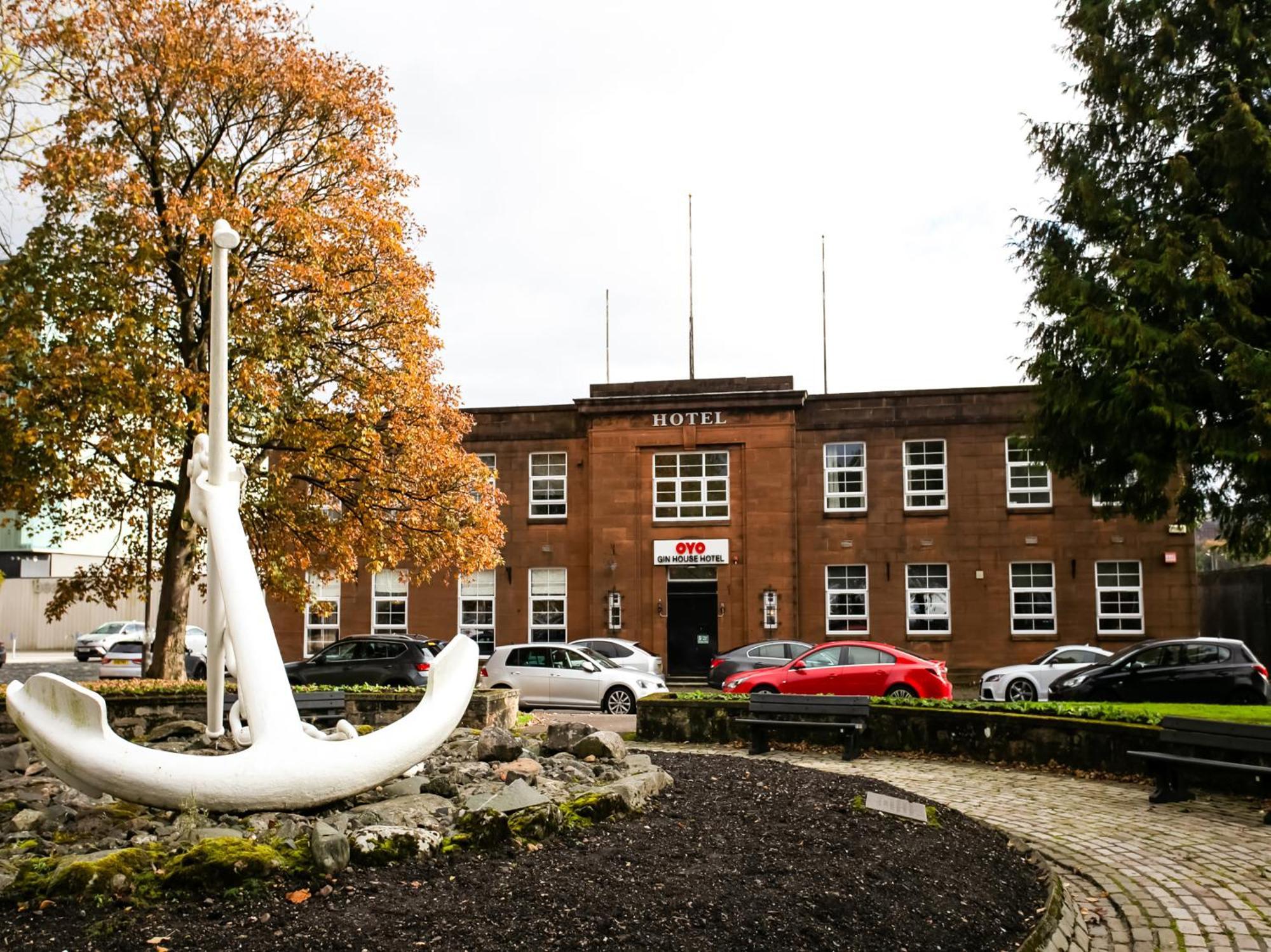 Oyo Gin House Hotel Greenock Bagian luar foto