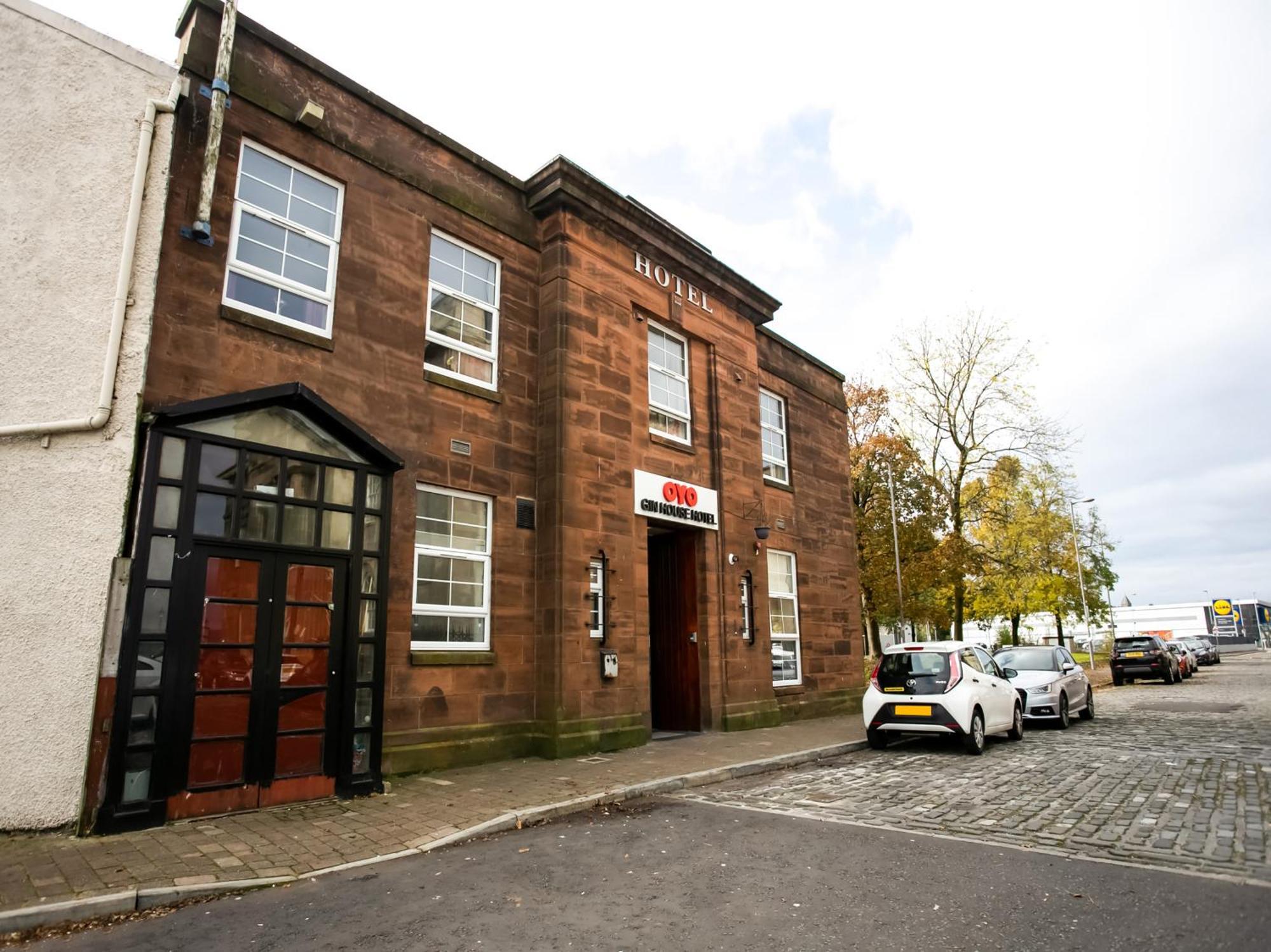 Oyo Gin House Hotel Greenock Bagian luar foto